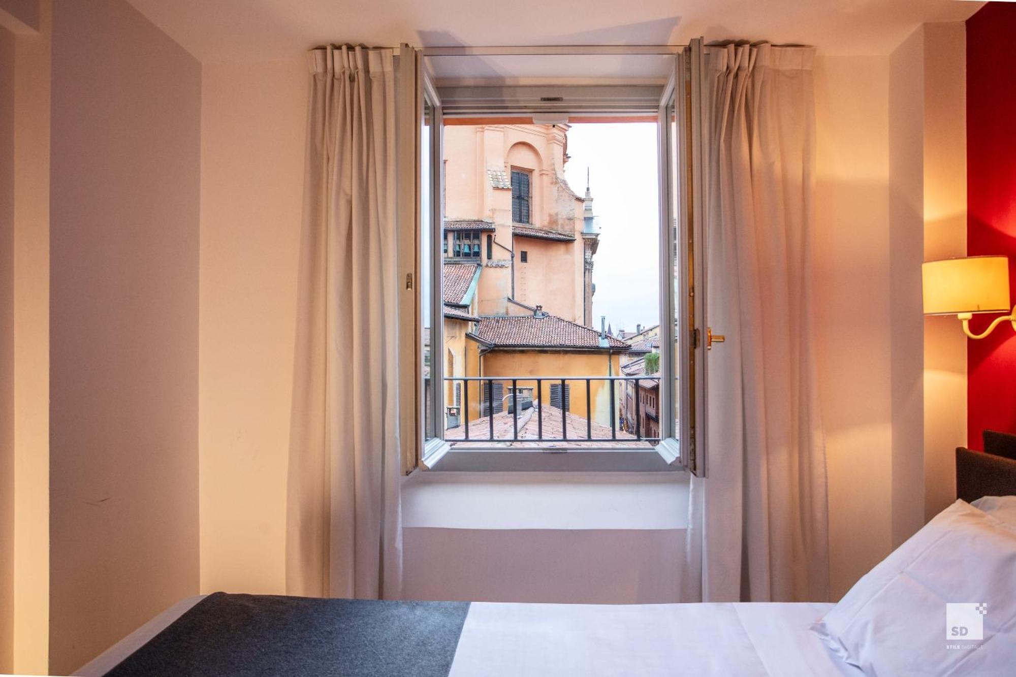 Urbanicooh Asinelli - Balcony On Piazza Maggiore Bolonia Zewnętrze zdjęcie